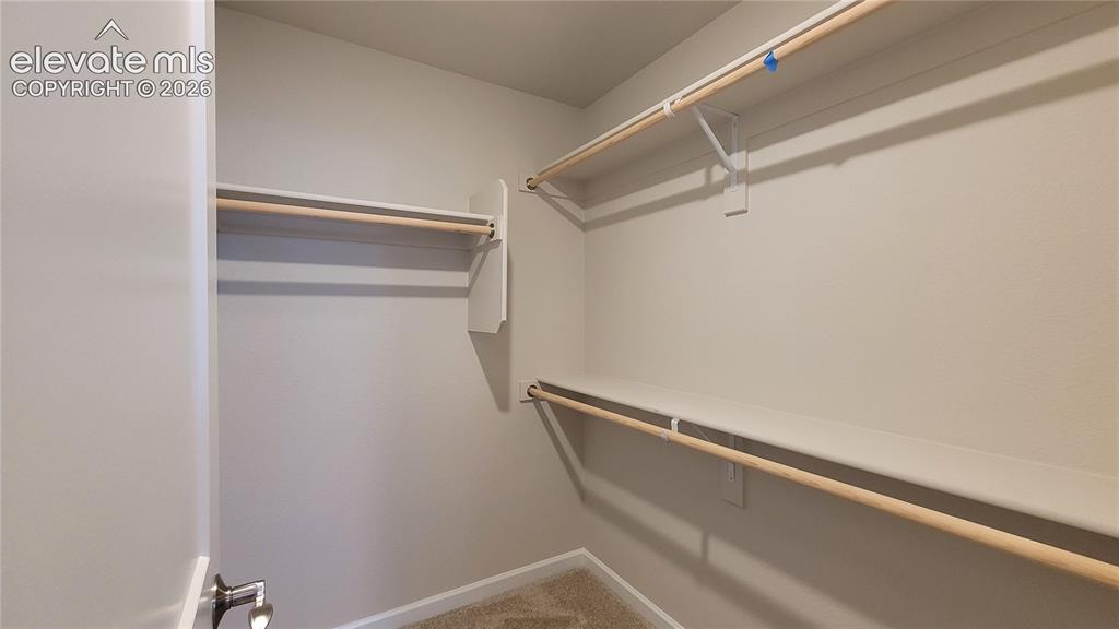 Image 32 of 47: Closet