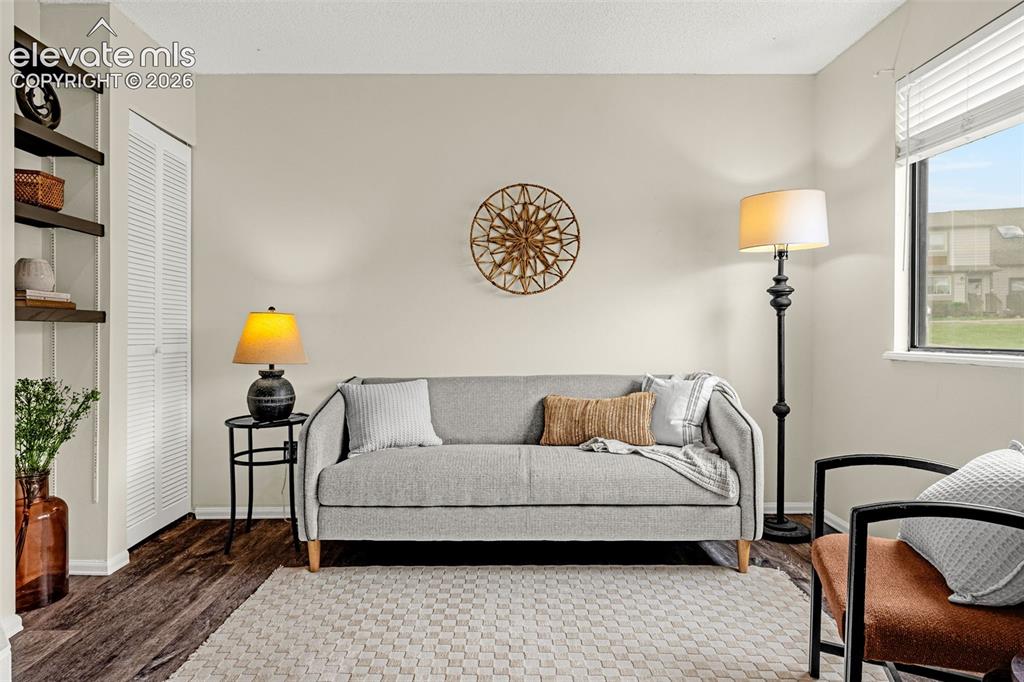 Image 8 of 32: Living Room