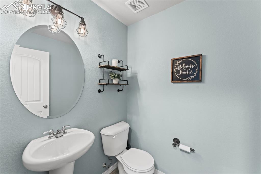 Image 12 of 43: Bathroom