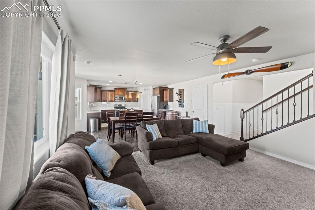 Image 16 of 43: Living Room