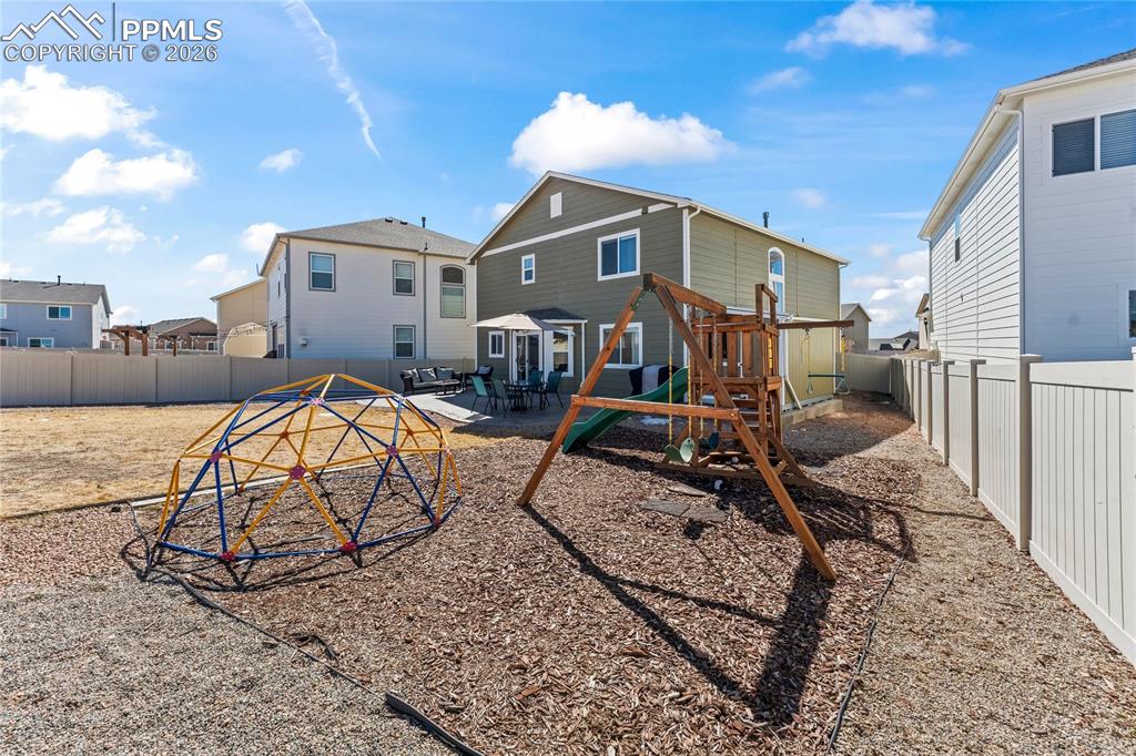 Image 42 of 43: Back of Structure