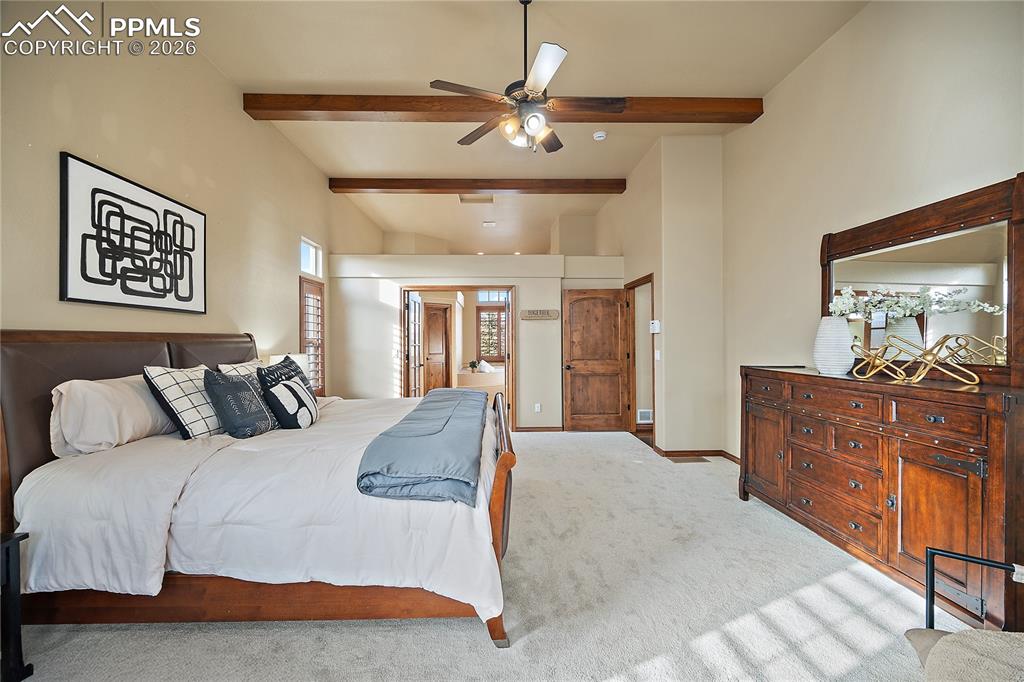 Image 14 of 29: Bedroom