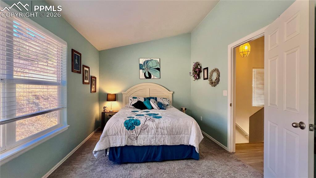 Image 15 of 31: Bedroom