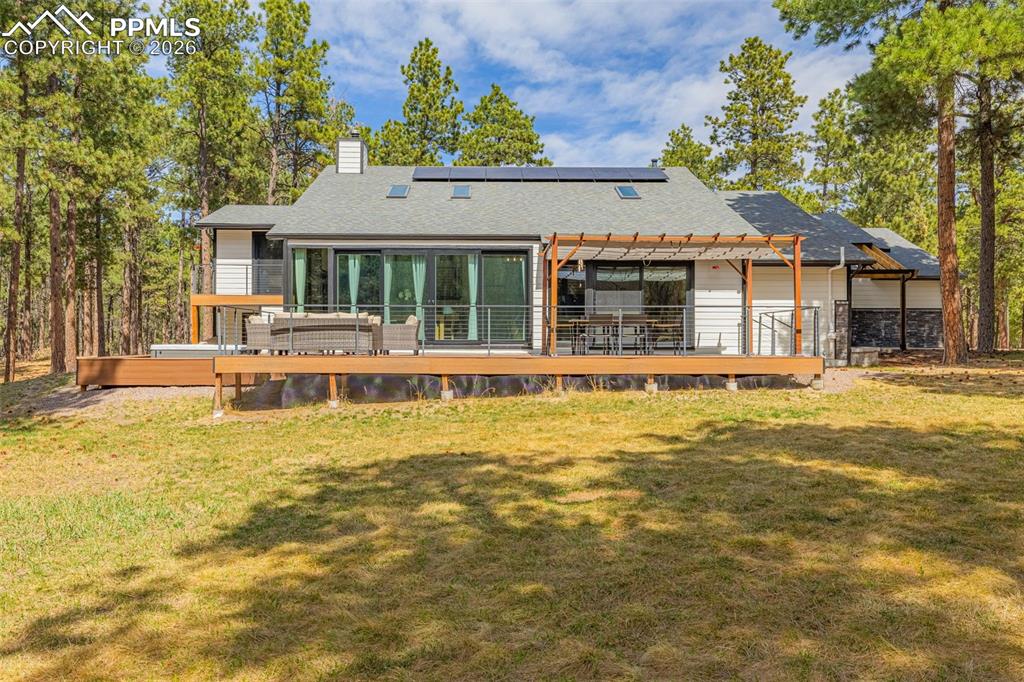 Image 39 of 50: Back of Structure