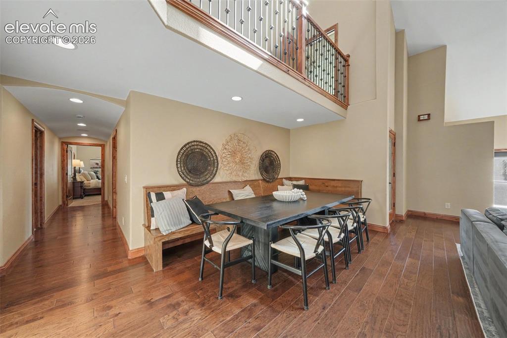 Image 8 of 49: Dining Area