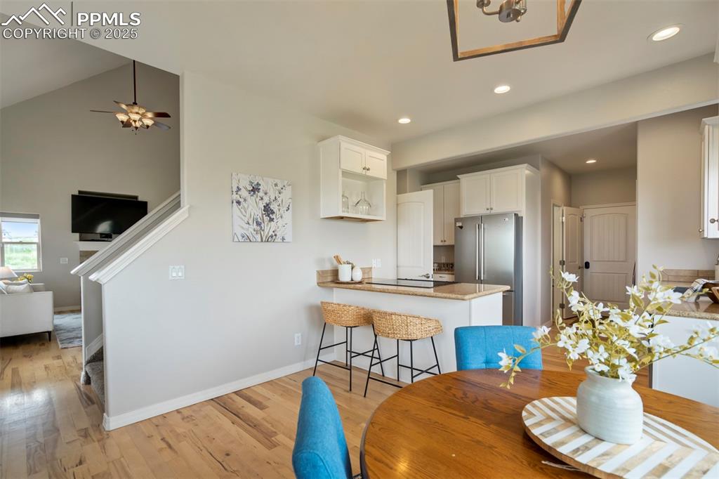 Image 6 of 43: Dining Area