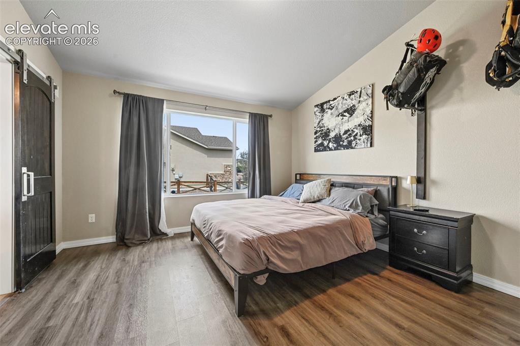 Image 11 of 39: Bedroom