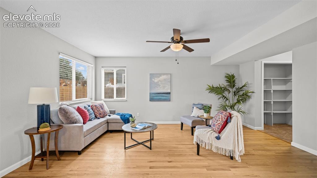 Image 9 of 32: Living Room