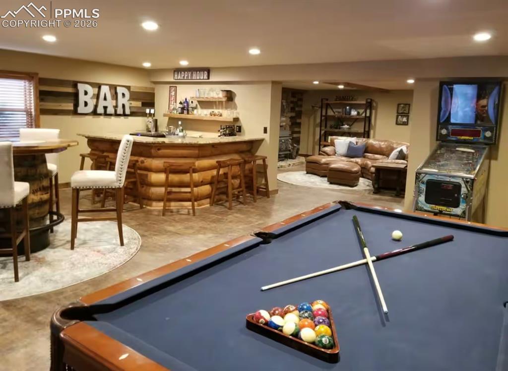 Image 30 of 50: Game Room