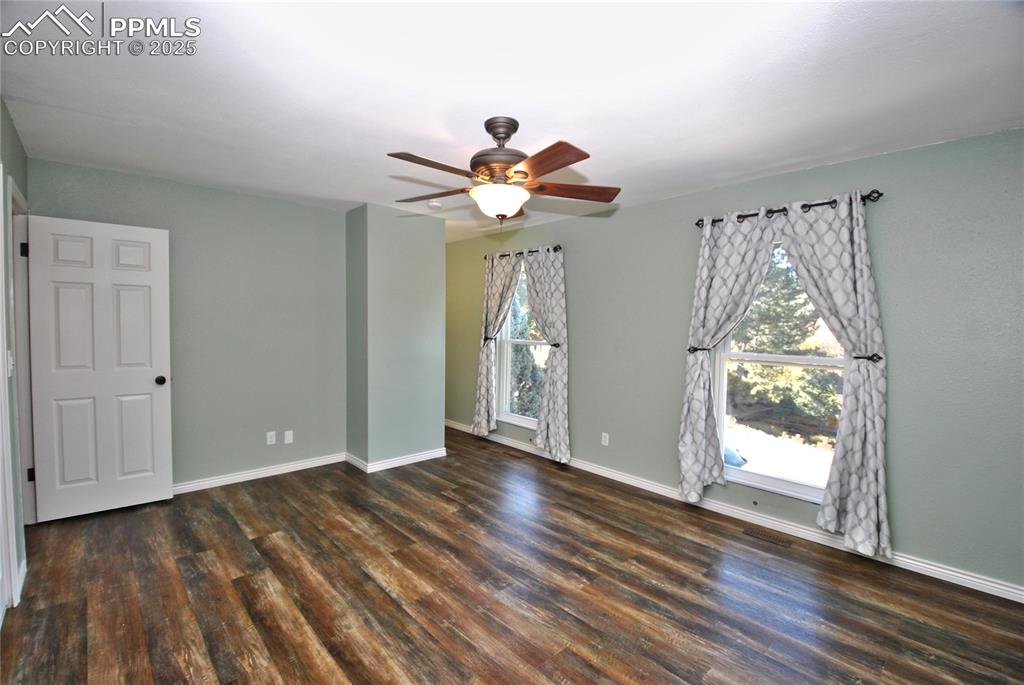 Image 18 of 40: Master Bedroom