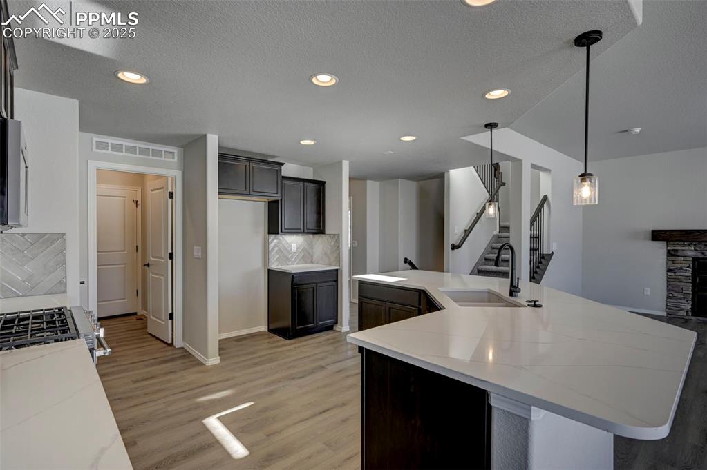 Image 8 of 26: Kitchen
