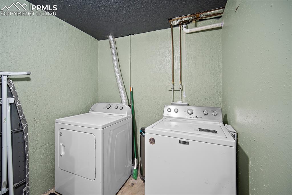 Image 32 of 44: Basement laundry