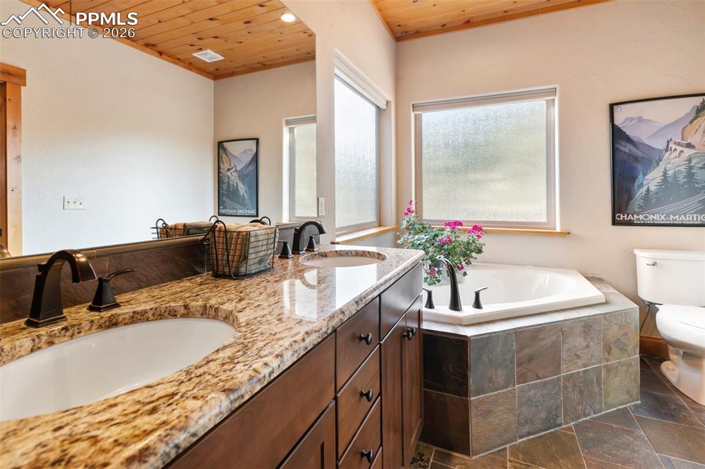 Image 25 of 43: Master Bathroom