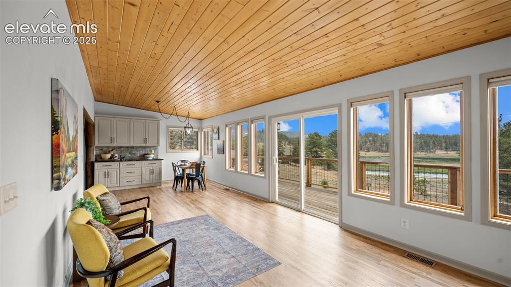Image 15 of 45: Family Room