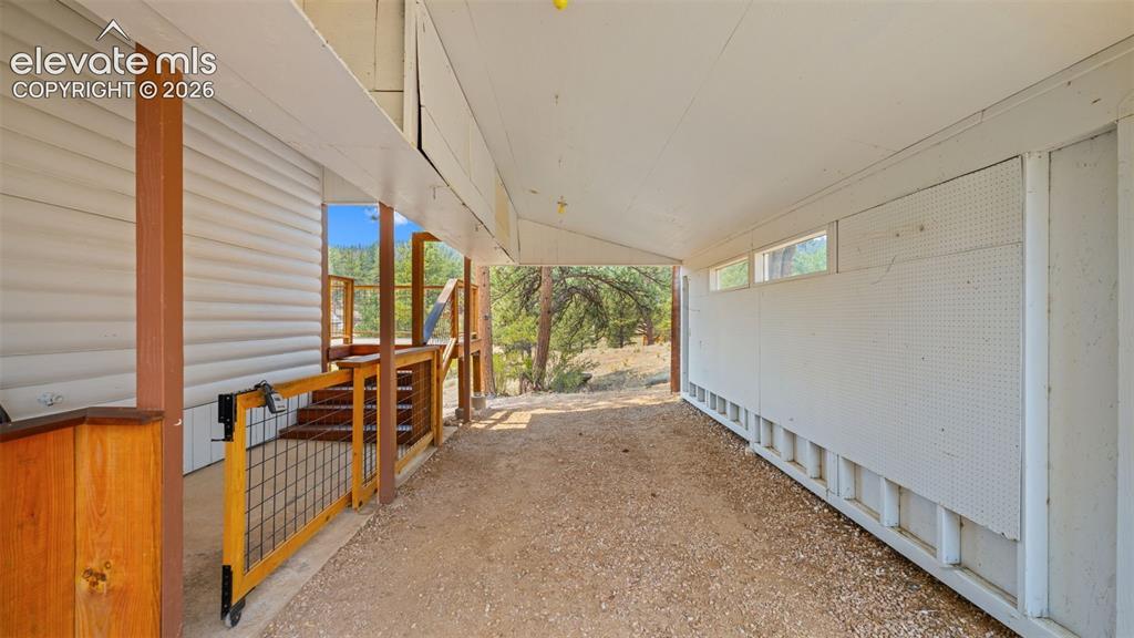Image 35 of 45: Carport