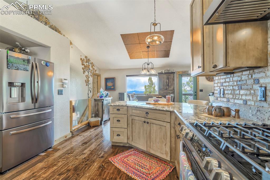 Listing 6764611, Image 17 of 50