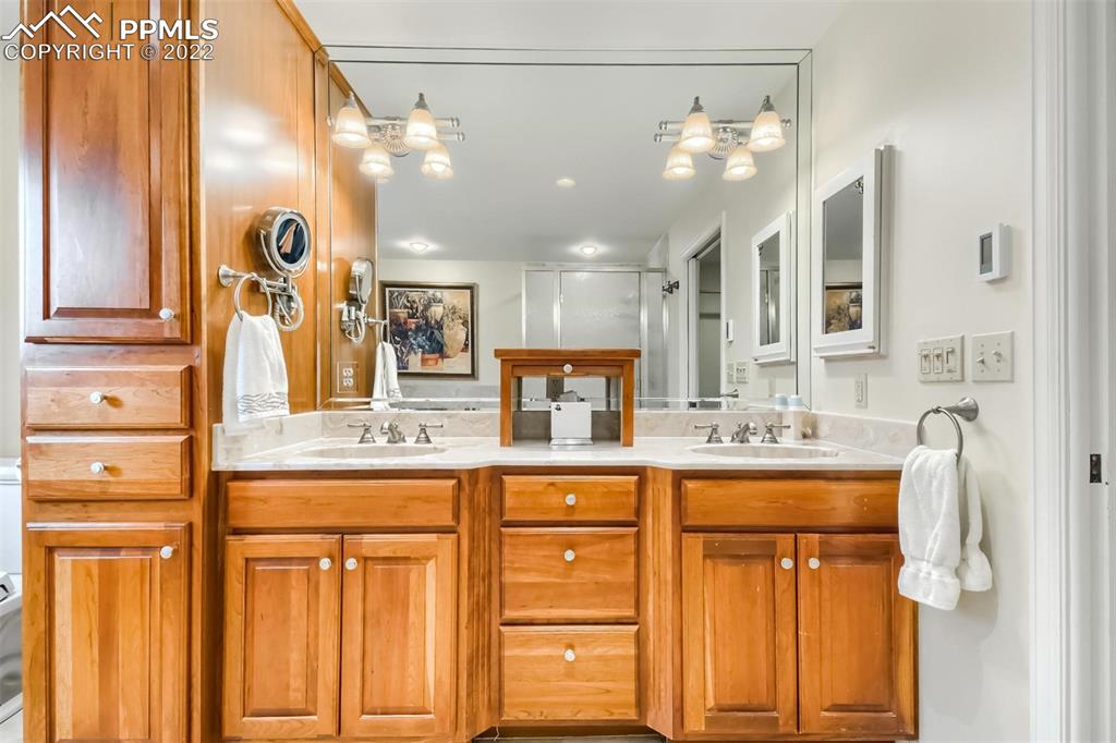 Listing 6768783, Image 16 of 39