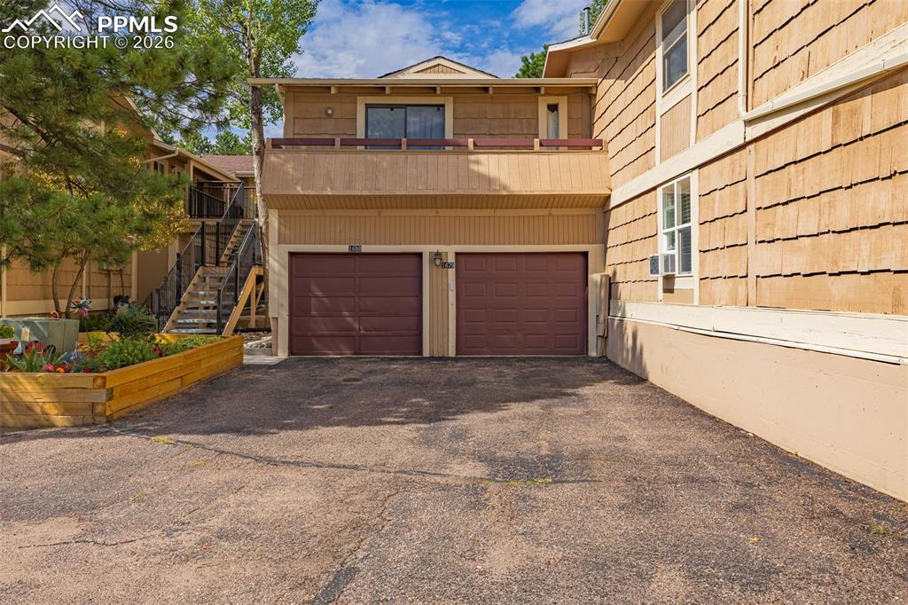 Image 17 of 21: Other