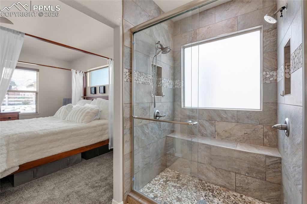 Image 18 of 48: Bedroom