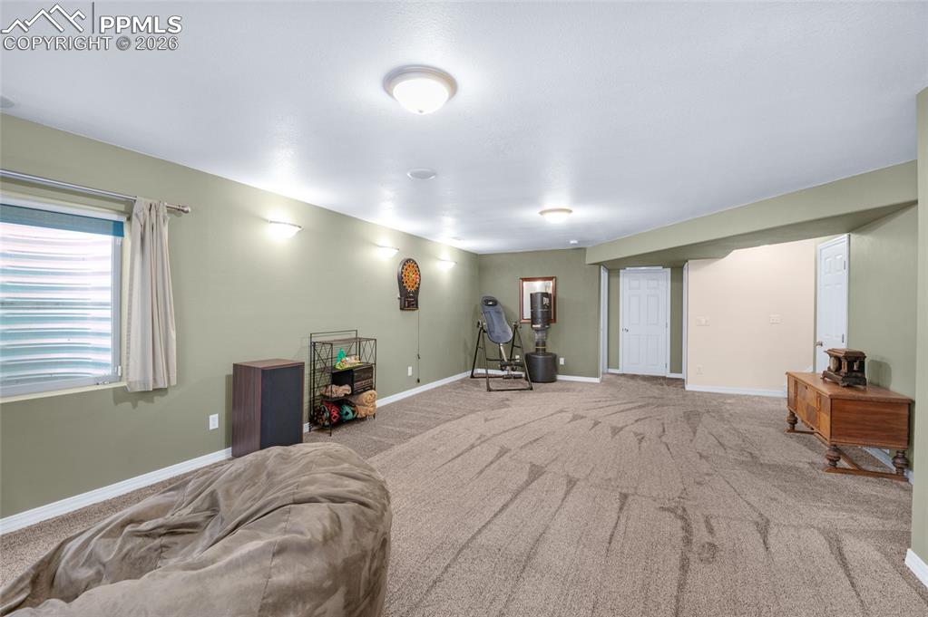 Image 24 of 48: Bathroom