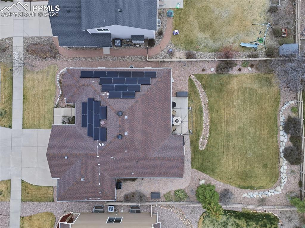 Image 37 of 48: Back of Structure