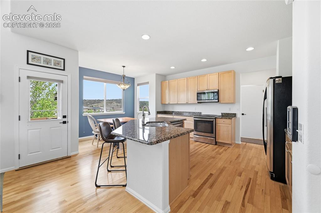 Image 10 of 49: Wood Floors