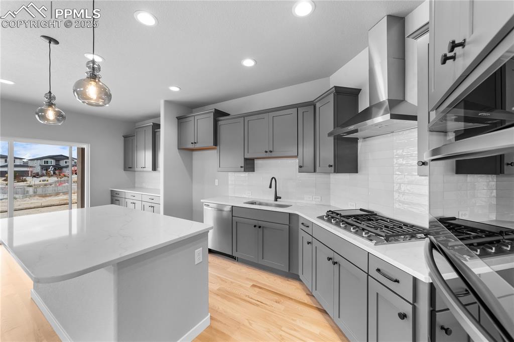 Image 3 of 8: Same Floor Plan Different Home