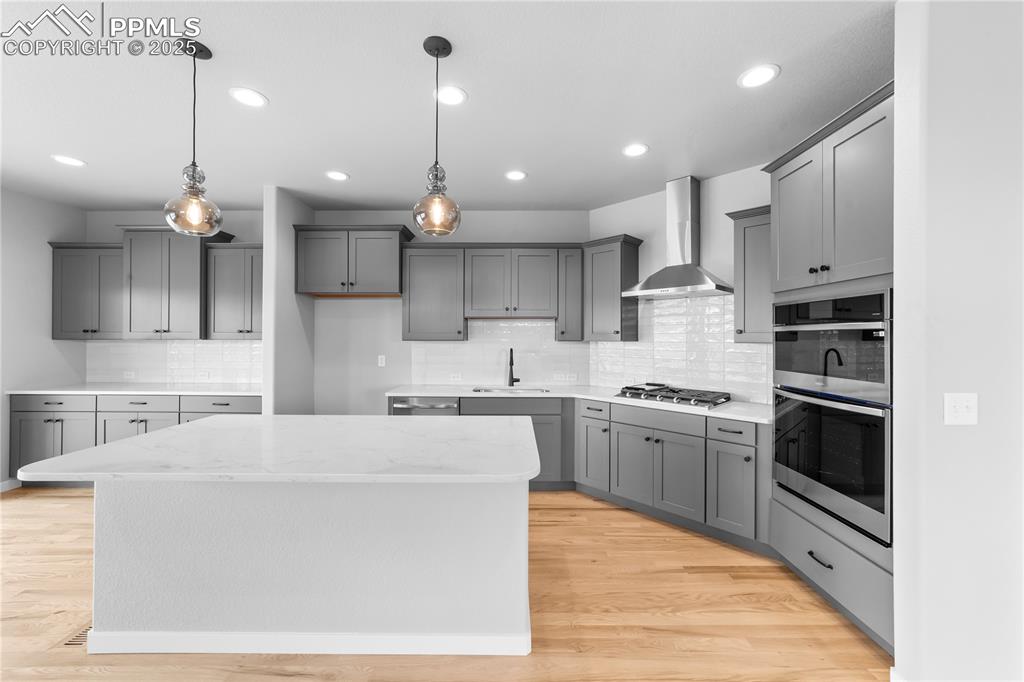 Image 4 of 8: Same Floor Plan Different Home