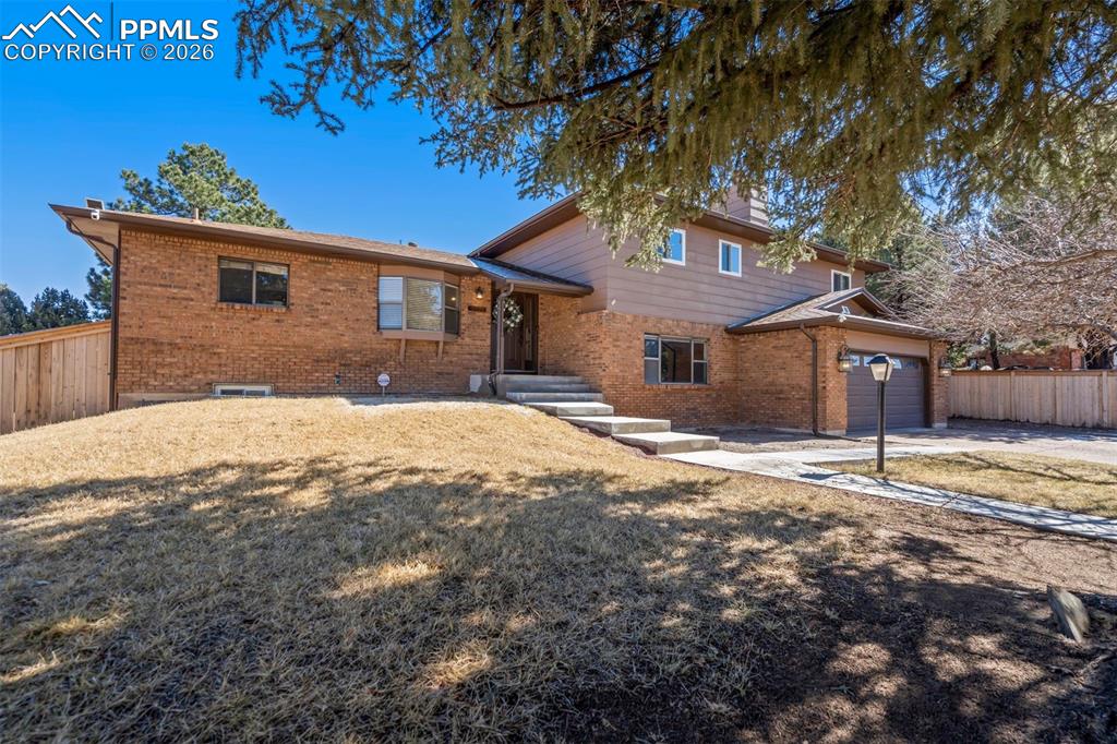 Image 3 of 48: Front of Structure