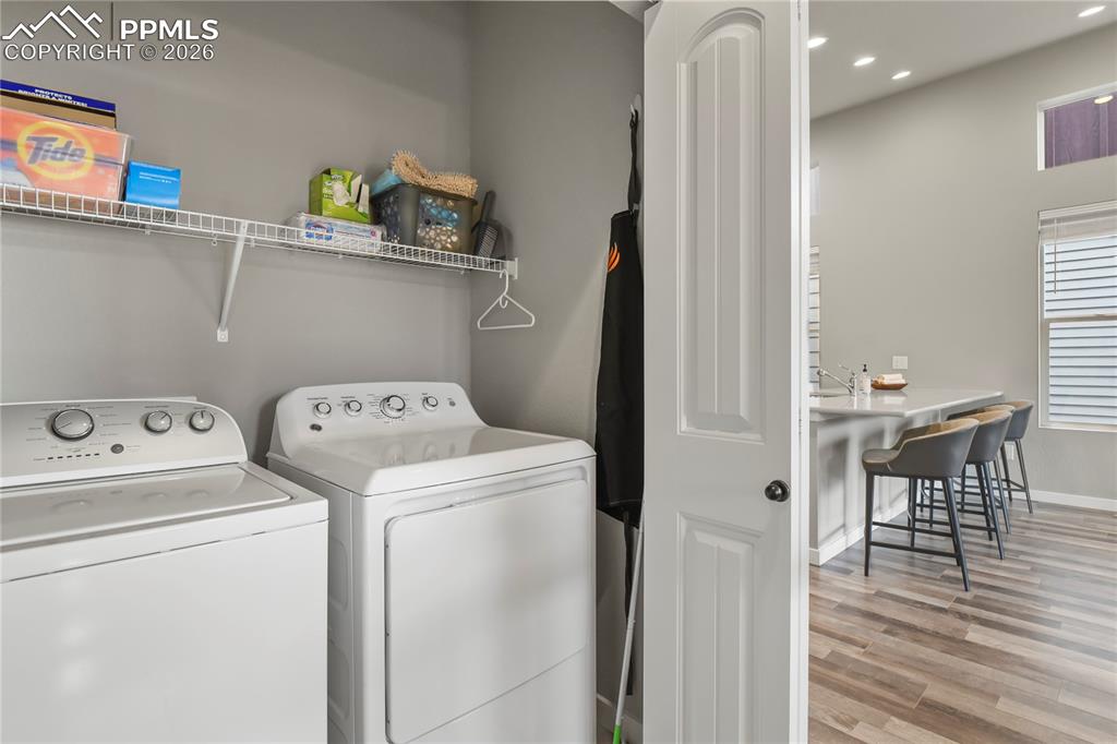 Image 25 of 37: Laundry