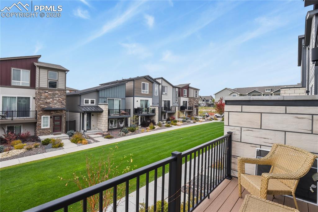 Image 33 of 37: Balcony