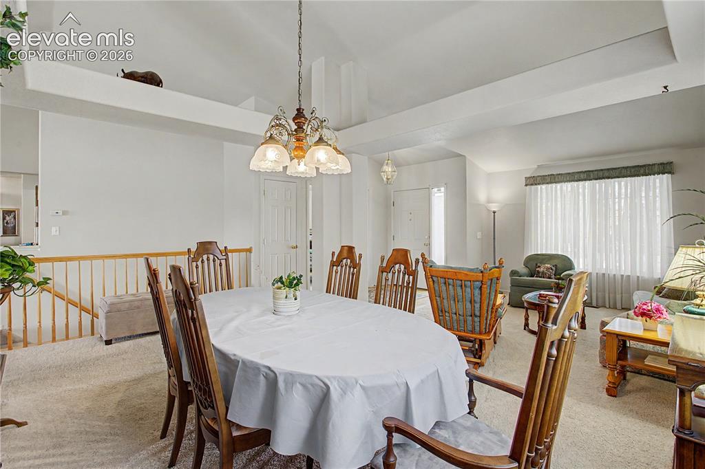 Image 13 of 48: Dining Area