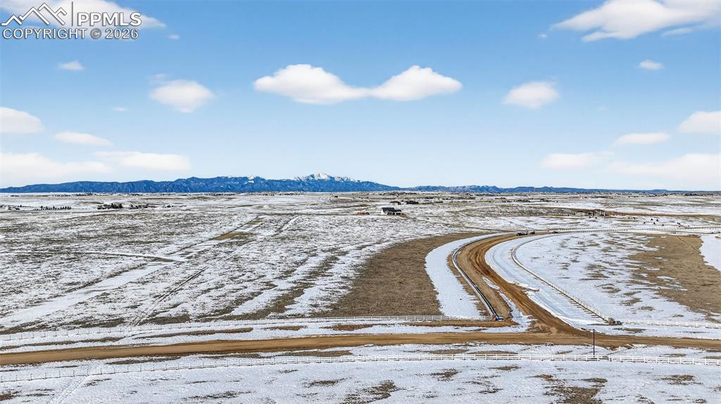 Image 47 of 48: View