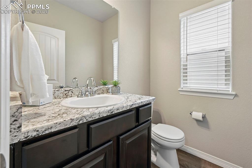 Image 12 of 40: Bathroom