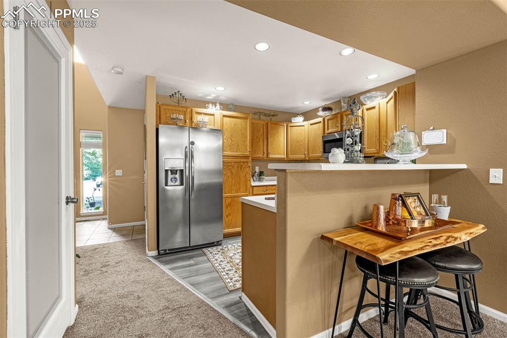Image 7 of 19: Kitchen