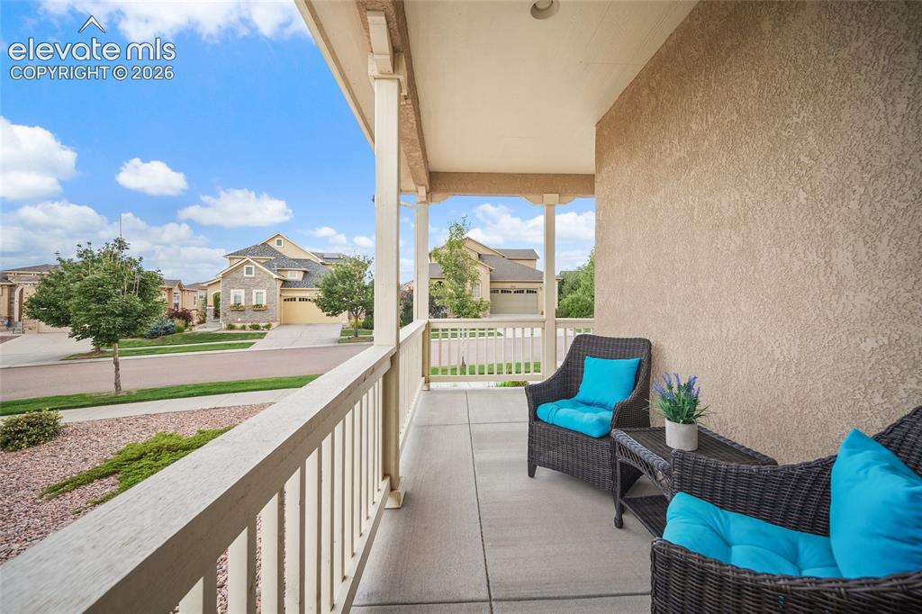 Image 8 of 36: Patio