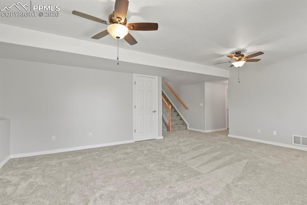 Image 25 of 45: 2 Fans!