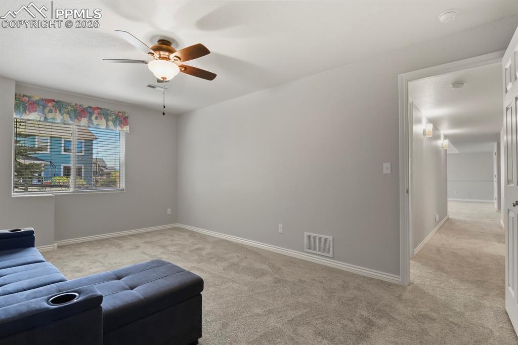 Image 30 of 45: Bedroom