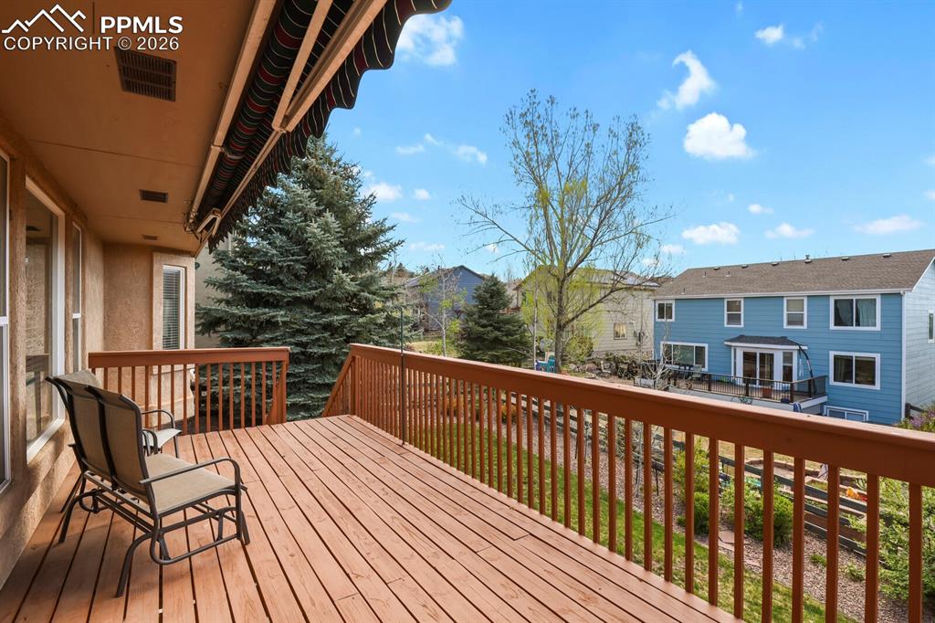 Image 38 of 45: Deck