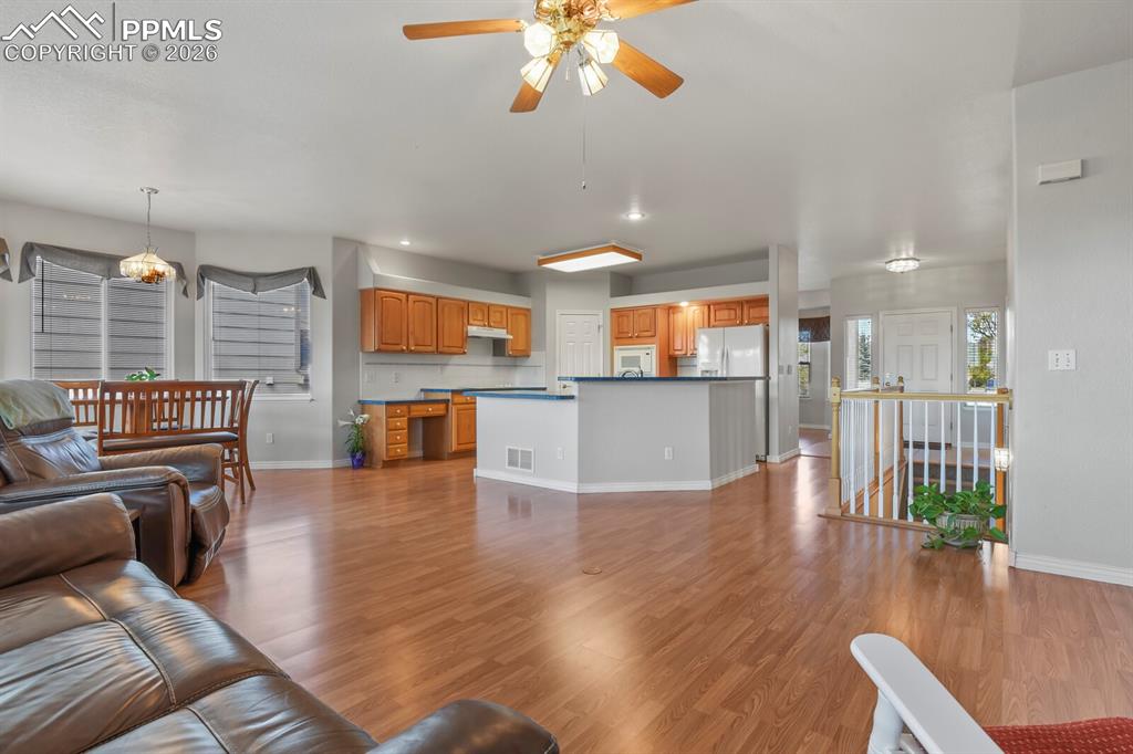 Image 8 of 45: Great Room!