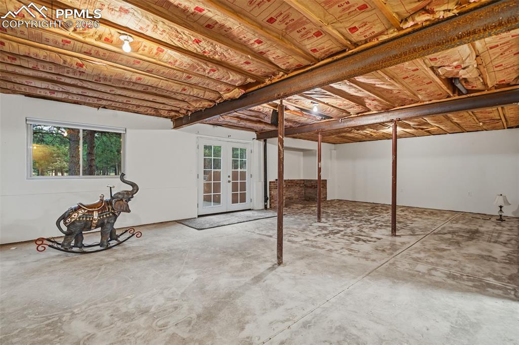 Image 34 of 40: Walk-Out Basement