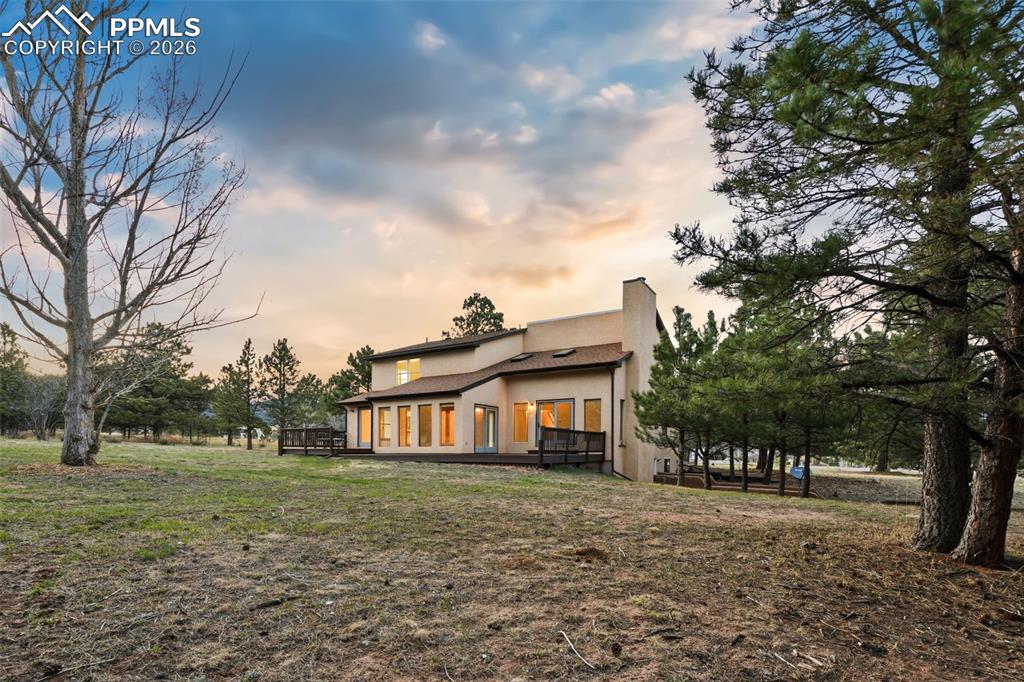 Image 35 of 40: Back of Structure