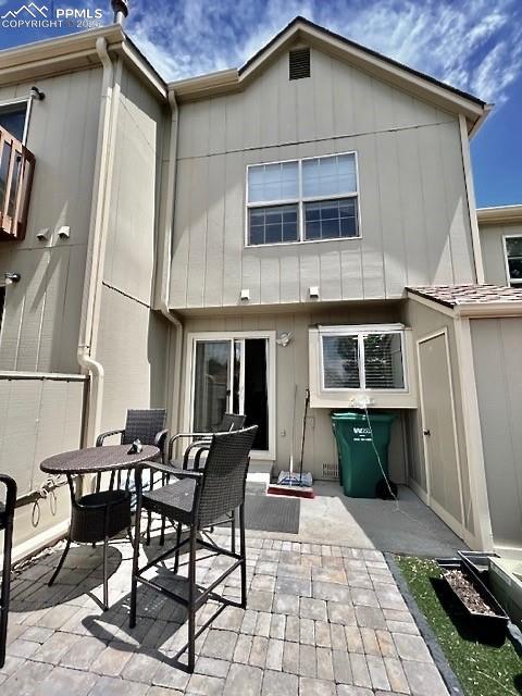 Image 37 of 41: Back of Structure