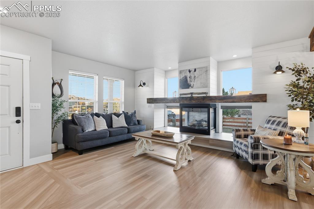 Image 16 of 48: Living Room