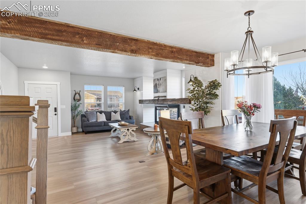 Image 27 of 48: Dining Area