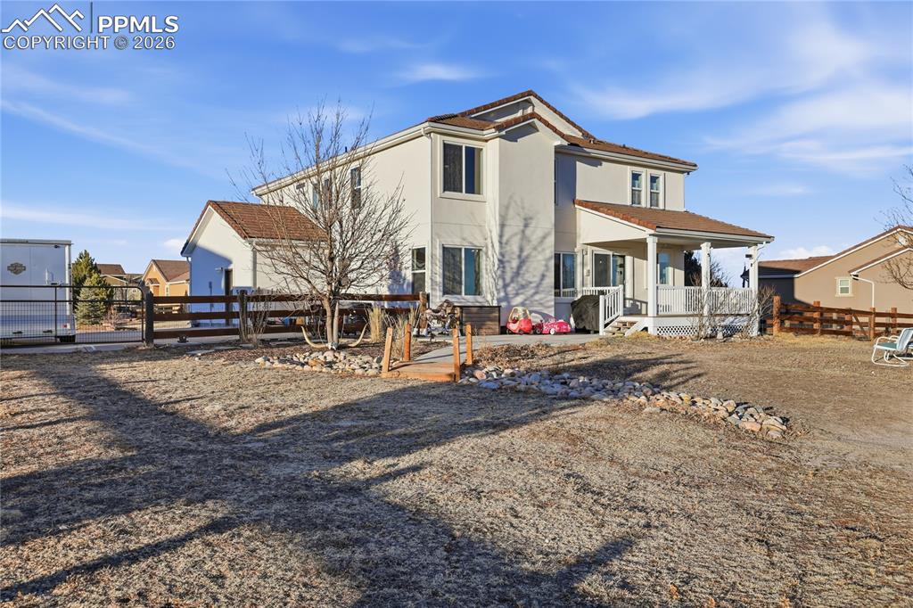 Image 42 of 48: Back of Structure