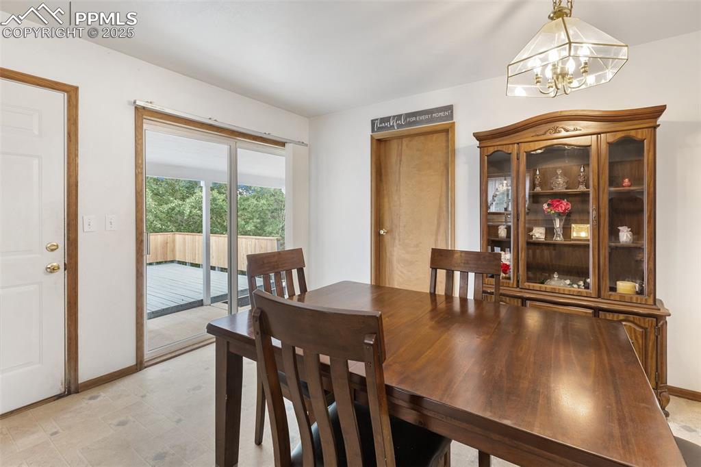 Image 9 of 42: Country Kitchen