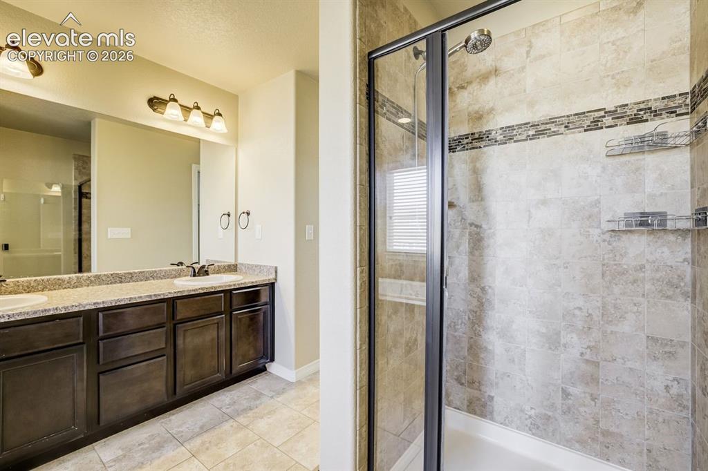 Image 28 of 45: Master Bathroom
