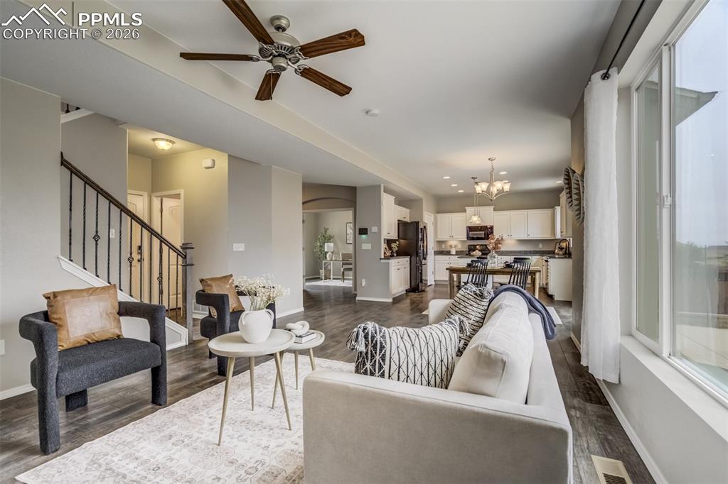 Image 13 of 50: Living Room