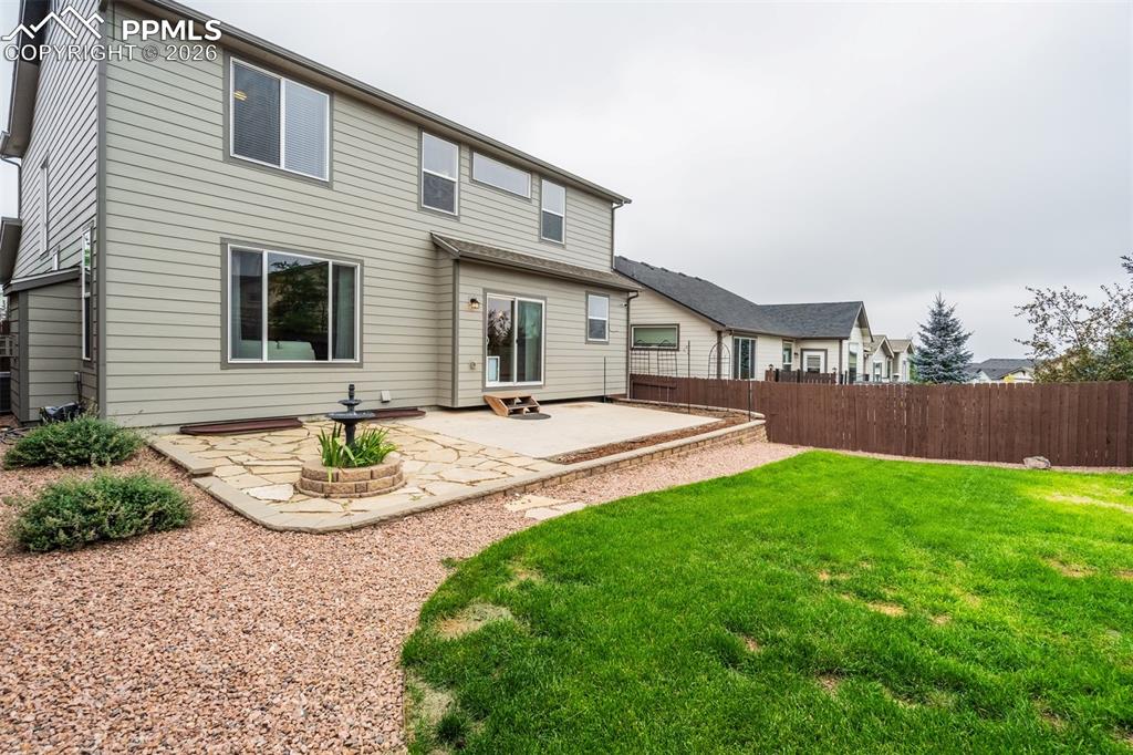 Image 48 of 50: Back of Structure